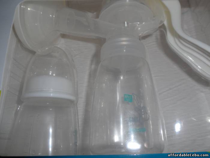 2nd picture of Manual Breast Pump (Brand New) For Sale in Cebu, Philippines