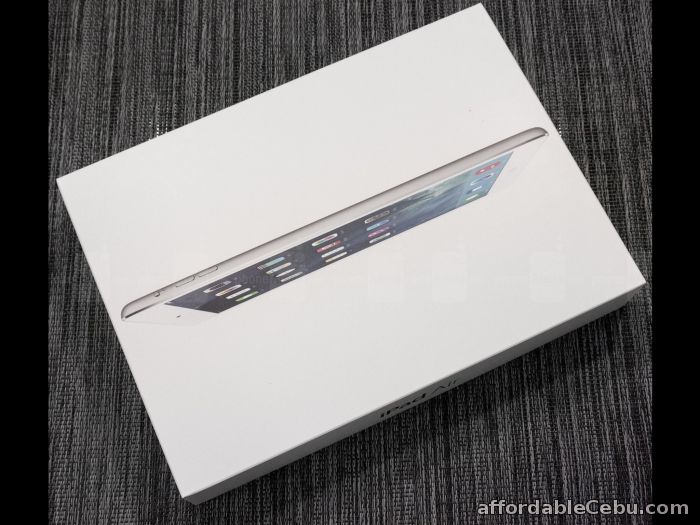 2nd picture of UNLOCKED APPLE IPAD AIR 16 GB WIFI+4G SILVER/WHITE RETINA DISPLAY For Sale in Cebu, Philippines