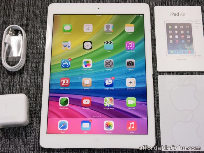 1st picture of UNLOCKED APPLE IPAD AIR 16 GB WIFI+4G SILVER/WHITE RETINA DISPLAY For Sale in Cebu, Philippines