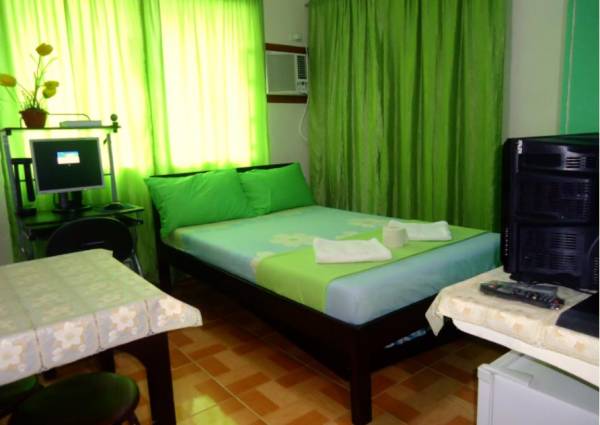 1st picture of Cebu Fully Furnished Transient Rooms at P700 /day Total Good For 2 Persons Already For Rent in Cebu, Philippines