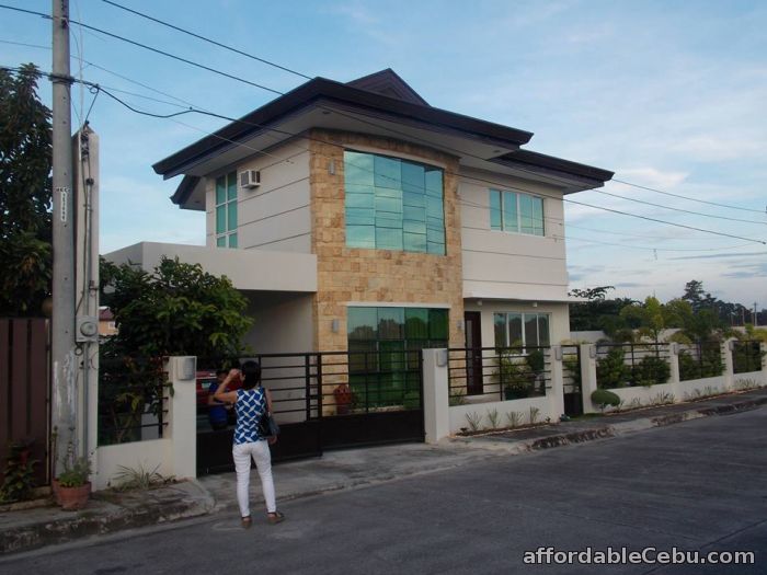 Rush Sale House & Lot in Marigondon Mactan with Swimming Pool For Sale