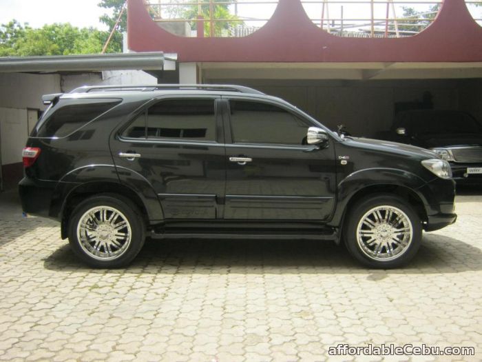 1st picture of 820K toyota fortuner 2006 For Sale in Cebu, Philippines