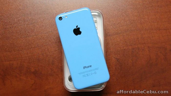 1st picture of Brandnew Original iPhone 5c (Available Color: White) - 10% Less! (Old Price - P13,990) New price - P12,500 Only For Sale in Cebu, Philippines