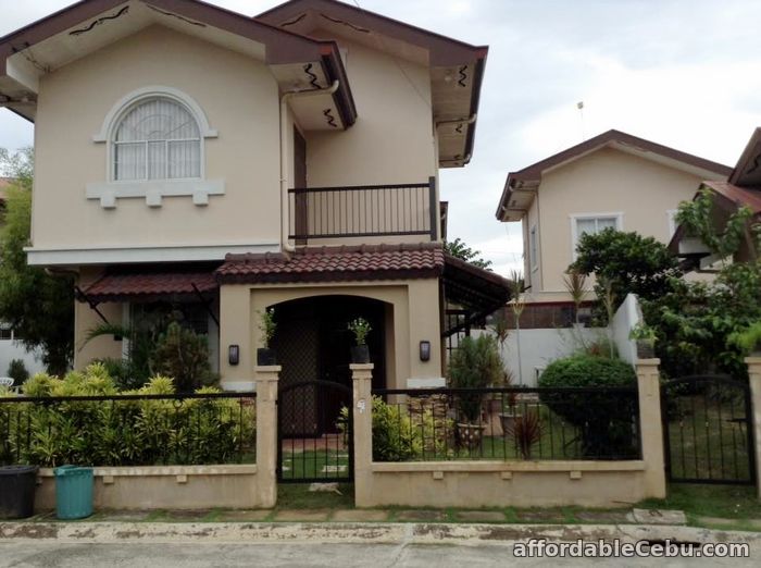 4 Bedrooms Fully Furnished House and Lot at Collinwood Subdivision