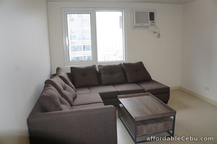 2nd picture of FOR SALE: Executive 1BR LERATO Tower 1 For Sale in Cebu, Philippines