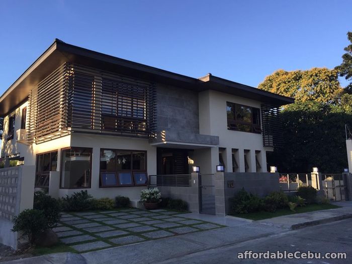 FOR SALE Ayala Alabang Modern House with Pool For Sale Outside Cebu