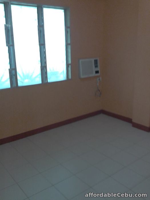 executive studio type apartment at banilad near BTC and Cmall For Rent Cebu City Cebu