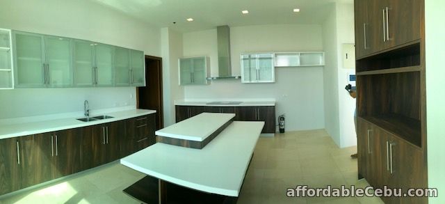 4th picture of FOR SALE: DELUXE PENTHOUSE PARK TERRACES For Sale in Cebu, Philippines