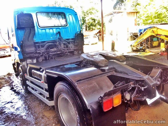 2nd picture of Tractor Head 6 Wheeler Isuzu Giga 10PE1 Engine For Sale in Cebu, Philippines