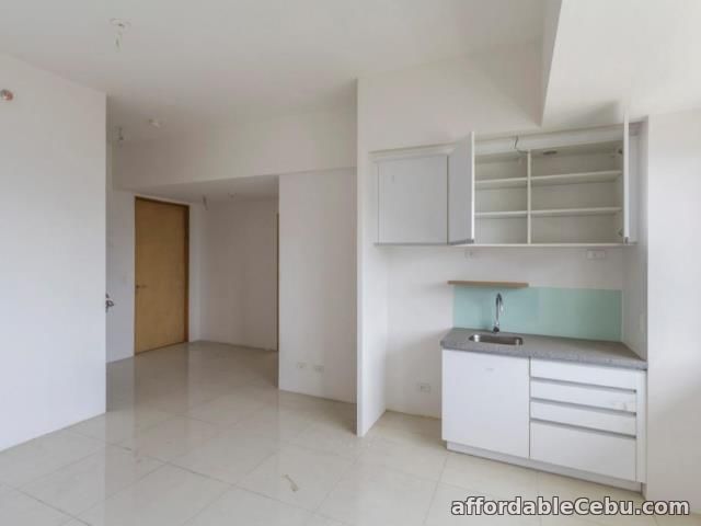 1st picture of 1 BEDROOM CONDO FOR SALE IN CEBU BUSINESS PARK., CEBU CITY For Sale in Cebu, Philippines