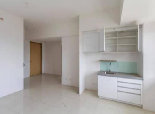 1st picture of 1 Bedroom Condo for Sale in Cebu Business Park. For Sale in Cebu, Philippines