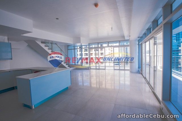 2nd picture of FOR SALE: 3 Bedroom Bi-Level Penthouse Unit in Stratosphere Condominium, Valero Street, Salcedo Village, Makati City For Sale in Cebu, Philippines