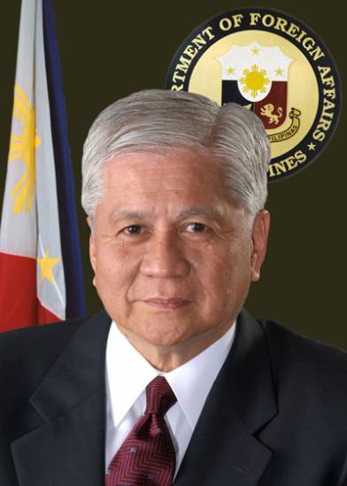 Picture of Albert del Rosario Net Worth