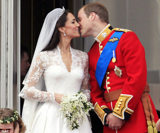 Prince William and Kate Middleton 1st Wedding Anniversary