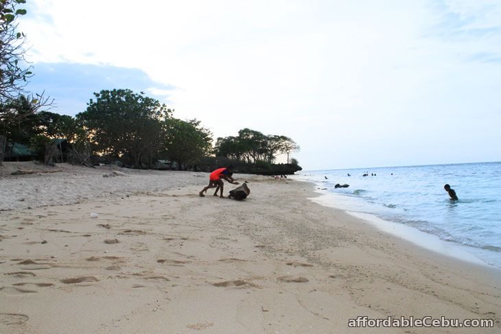 Sunrise Beach Resort Kids Playing